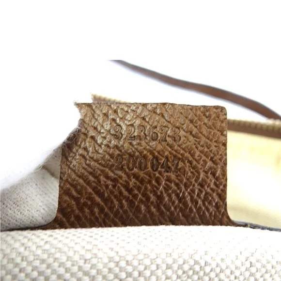 Gucci Beige and Brown Shoulder Bag - Picture 14 of 15